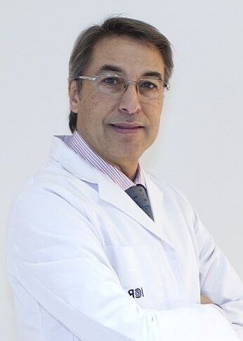 Doctor Parasitologoa Fernando Santeugini Artusa